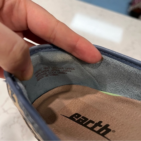 EARTH ALINA METALLIC PRI WOMENS BLUE CANVAS SLIP ON BALLET FLATS SHOES Size 8 - Picture 7 of 12